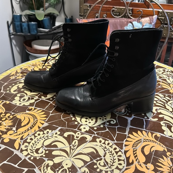 RIEKER LACE UP LEATHER BOOT Sz:39 - Picture 1 of 8